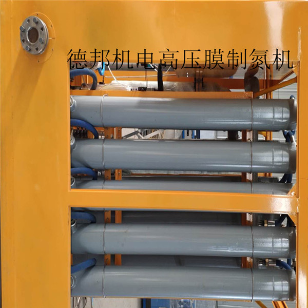 膜分离制氮机(图1) 膜分离制氮机(图1)